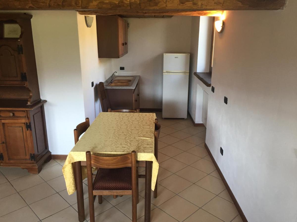 Agriturismo Il Balcone sulla Valle Bedero Valcuvia Esterno foto