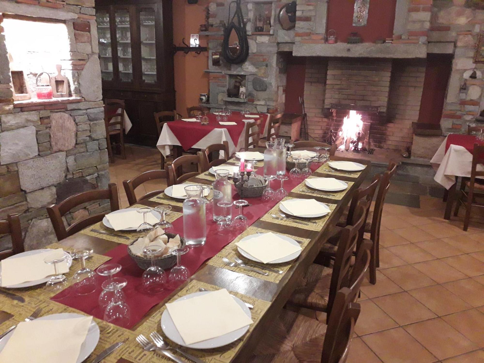 Agriturismo Il Balcone sulla Valle Bedero Valcuvia Esterno foto