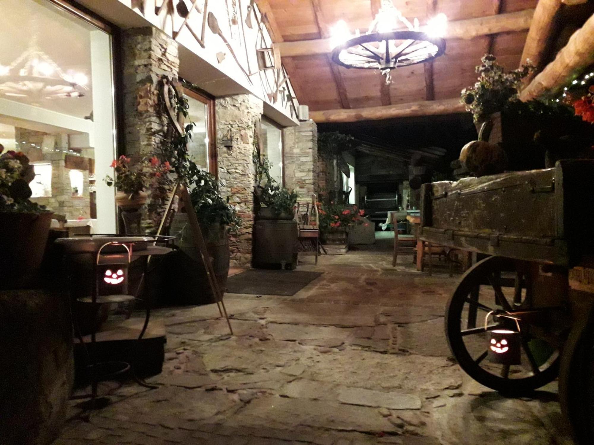 Agriturismo Il Balcone sulla Valle Bedero Valcuvia Esterno foto