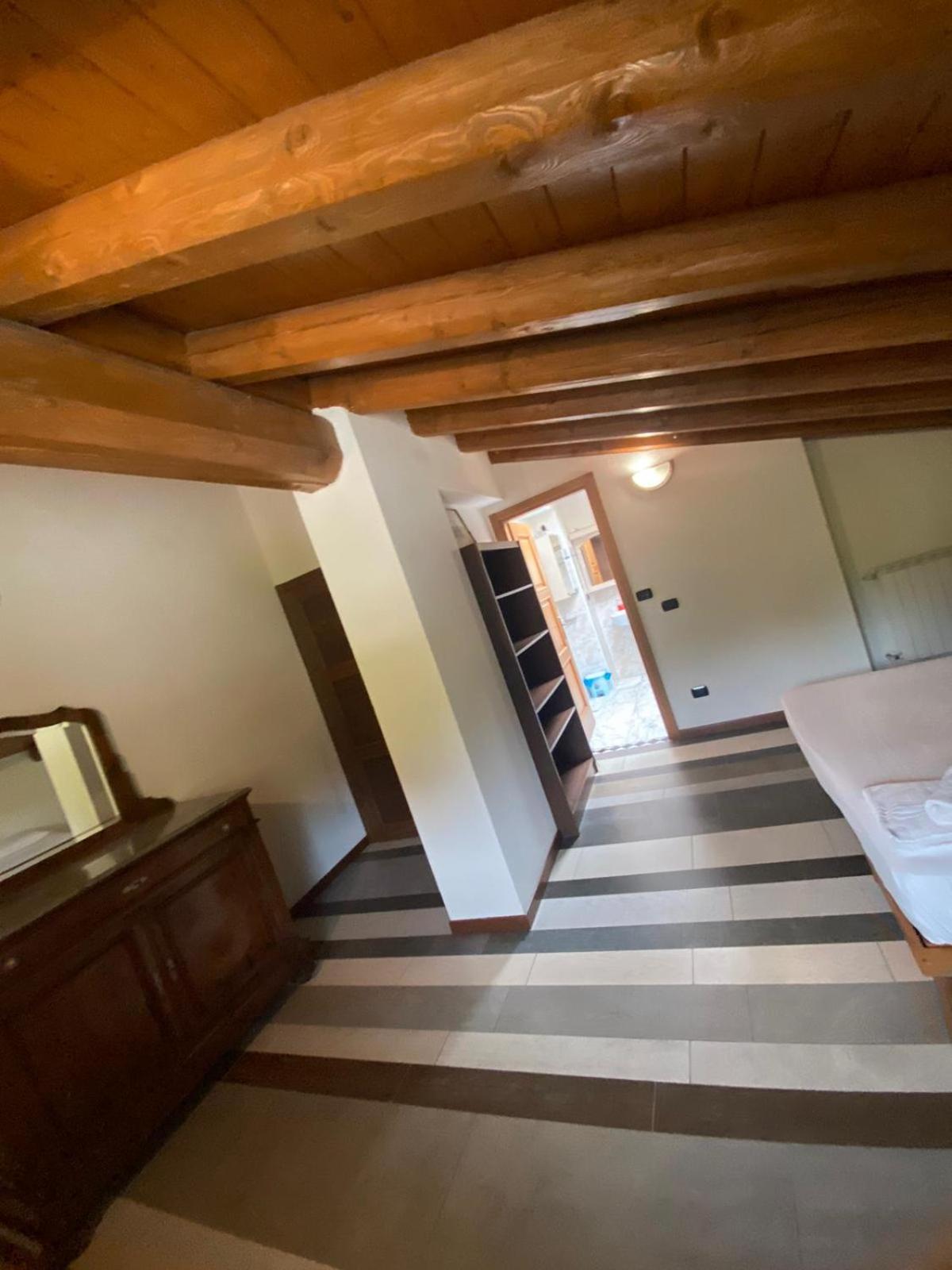 Agriturismo Il Balcone sulla Valle Bedero Valcuvia Esterno foto