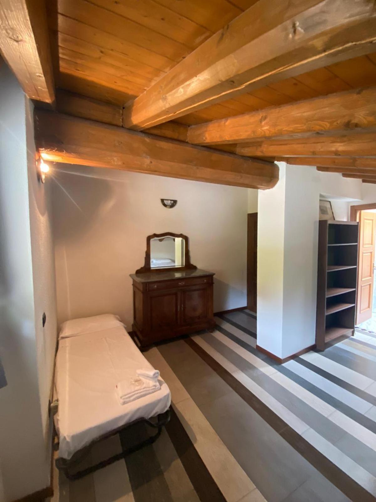 Agriturismo Il Balcone sulla Valle Bedero Valcuvia Esterno foto