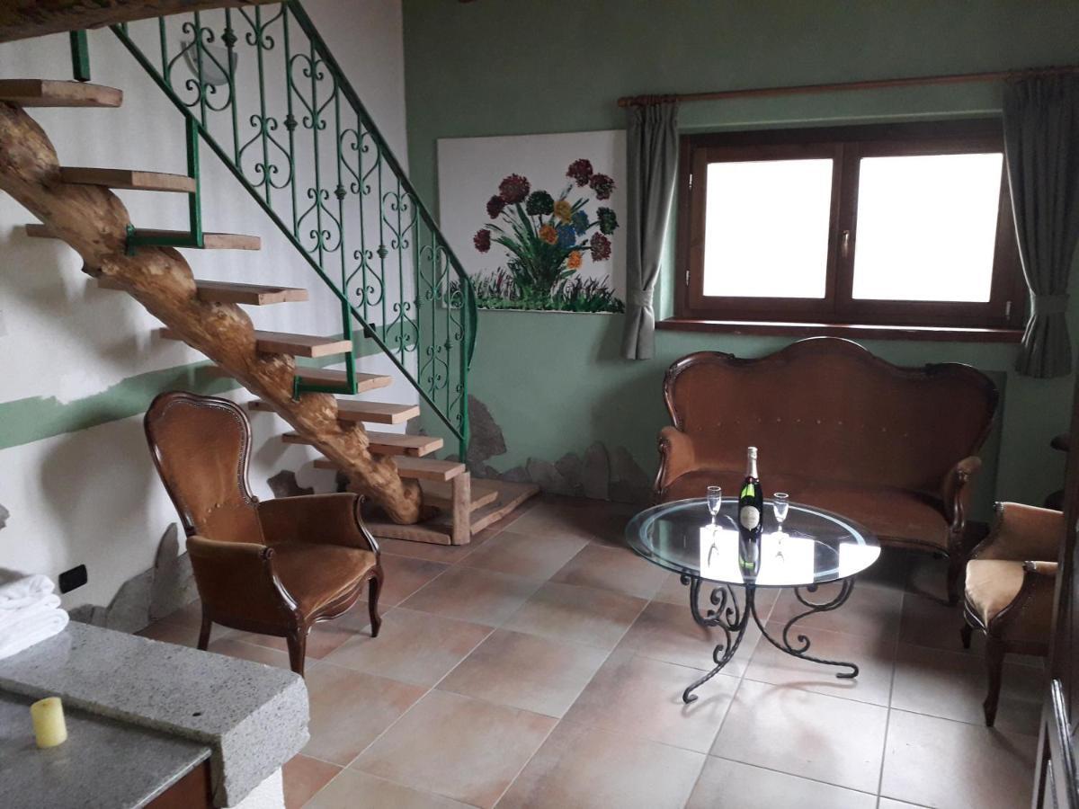 Agriturismo Il Balcone sulla Valle Bedero Valcuvia Esterno foto