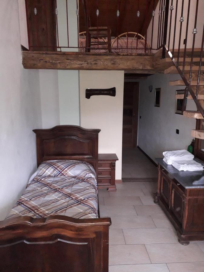 Agriturismo Il Balcone sulla Valle Bedero Valcuvia Esterno foto